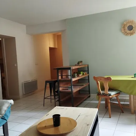 Vaste T2 En Auvergne Apartment